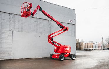 Коленчатый подъемник в аренду: 5 задач, где он незаменим